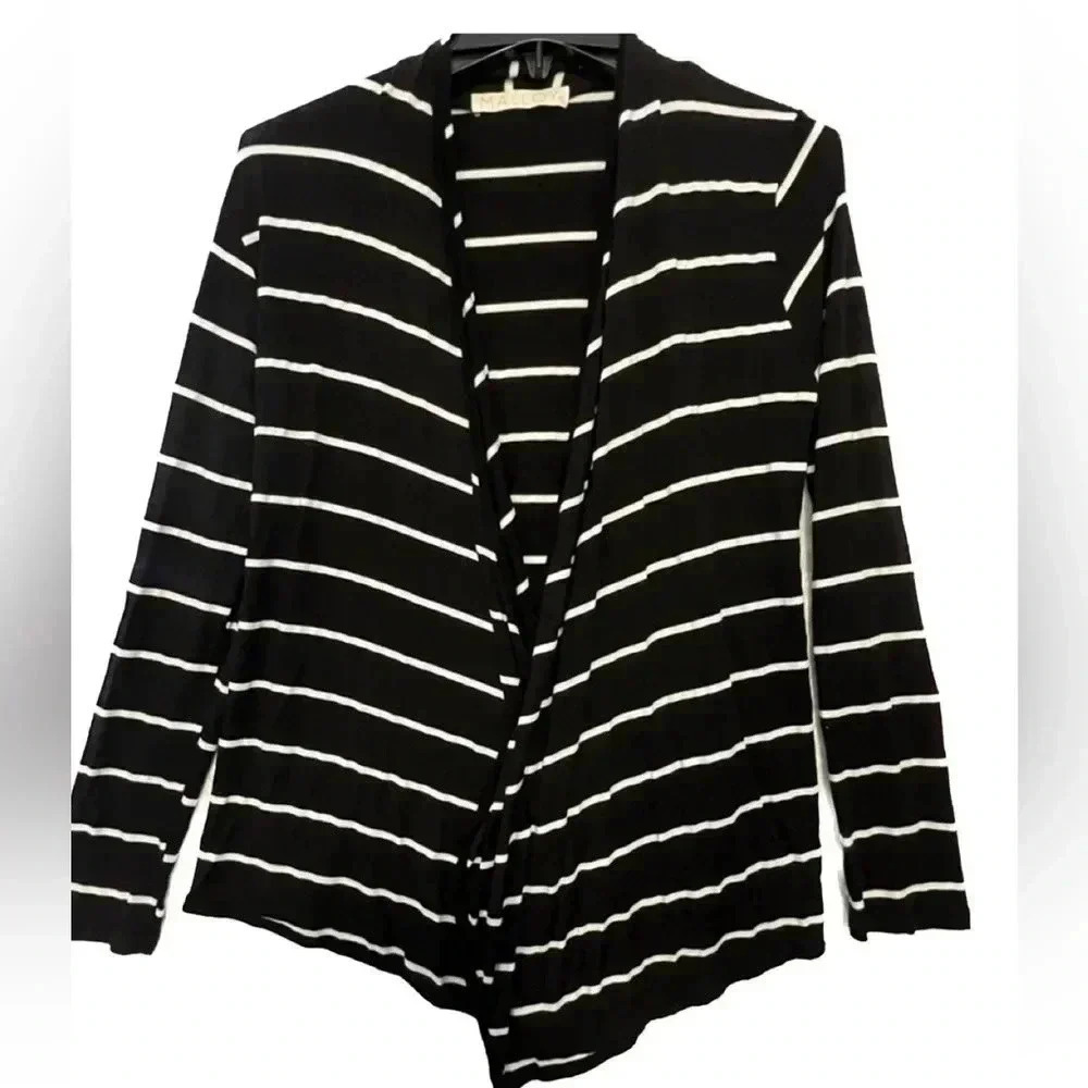 Malloy Black & White Cardigan Medium - Picture 2 of 8